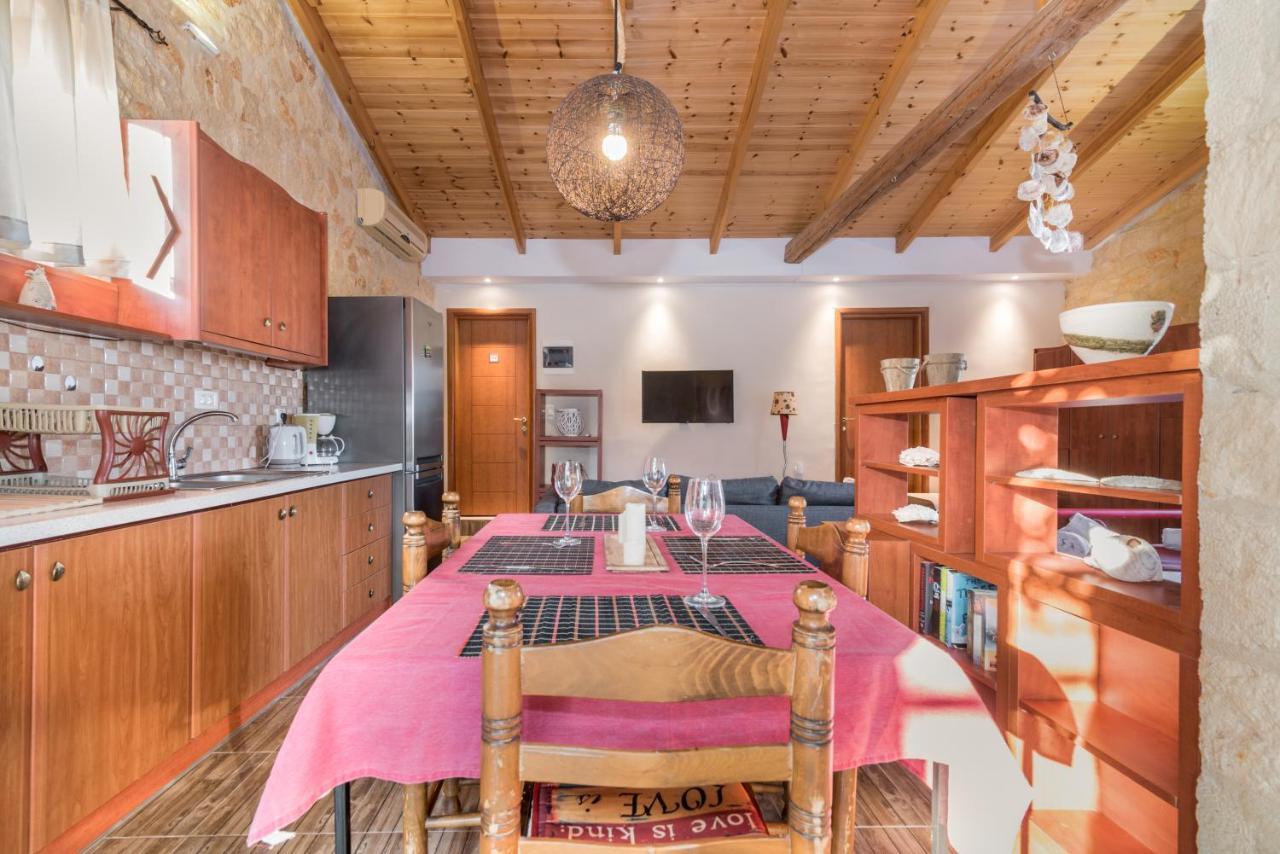 Casa Petra - Stone Cottage Farmhouses Argassi Exterior foto
