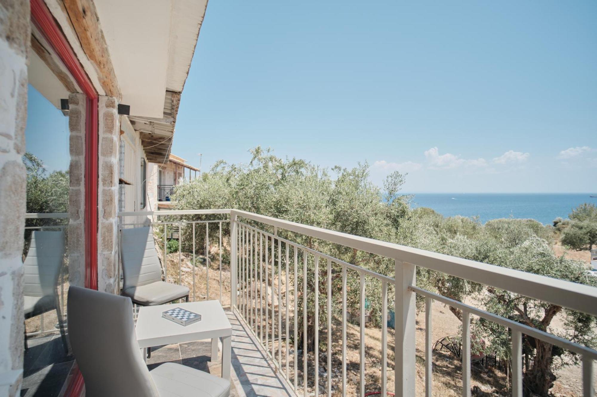 Casa Petra - Stone Cottage Farmhouses Argassi Exterior foto